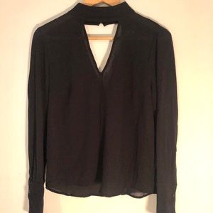 Keyhole chiffon long sleeve top